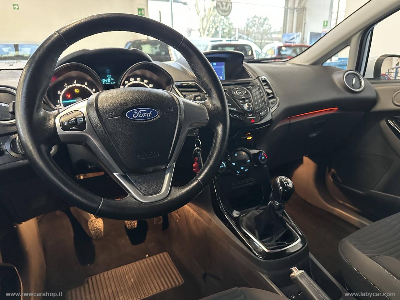 FORD Fiesta 1.0 80 CV 5p. Black & White Ed.