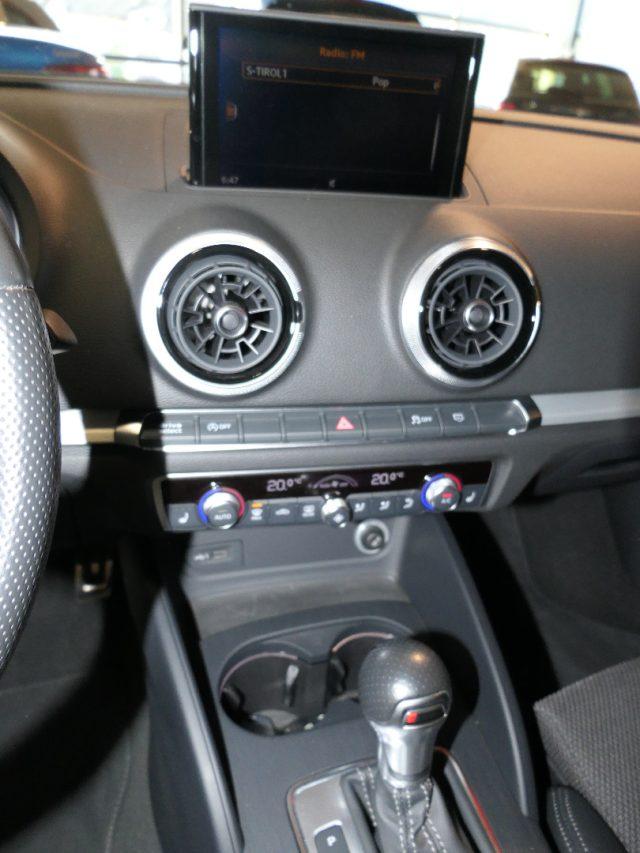 AUDI A3 SPB 40 TFSI quattro S tronic S-LINE