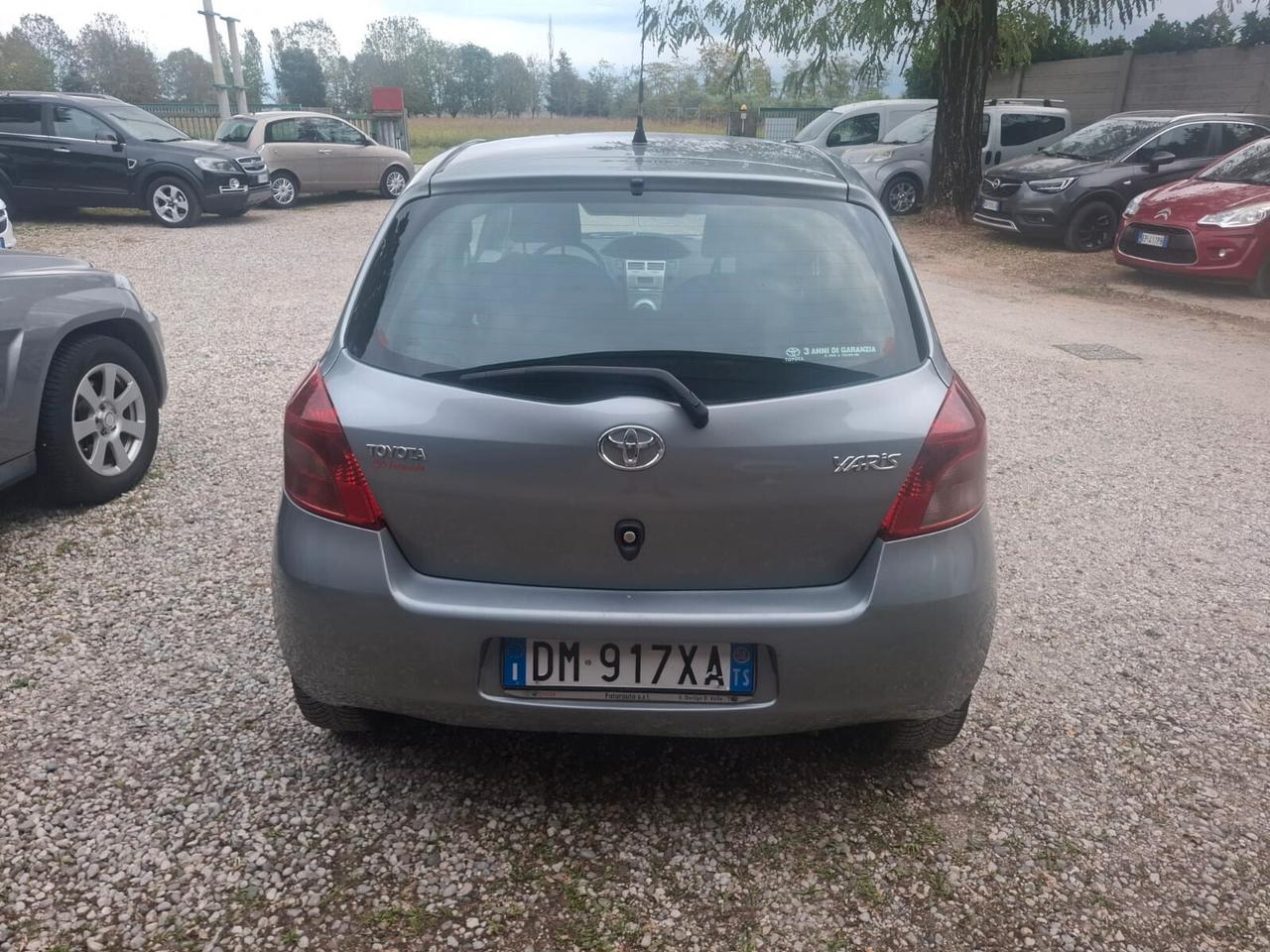 Toyota Yaris 1.3 5 porte Navi 87 Cv (64kw)