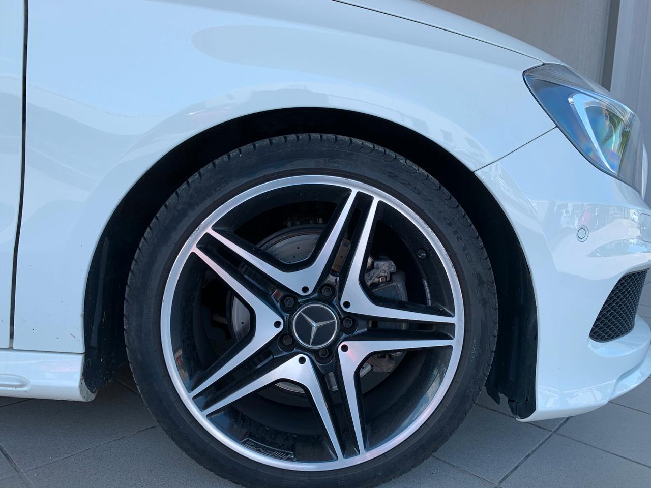 Mercedes-benz A 200 Premium
