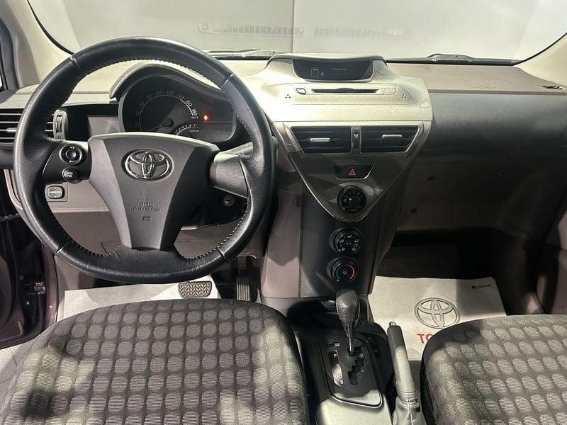 Toyota iQ iQ 1.0 CVT