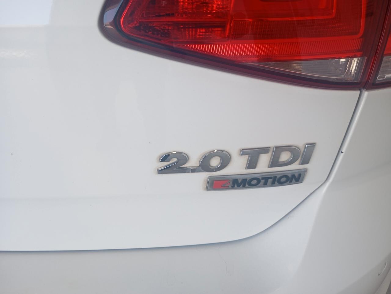 VW GOLF 2.0 TDI 4X4 PERFETTA