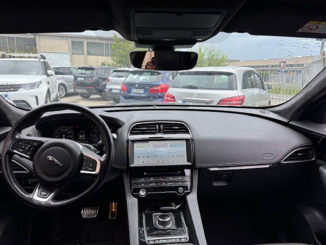 JAGUAR F-Pace 2.0 D 240 CV AWD aut. R-Sport