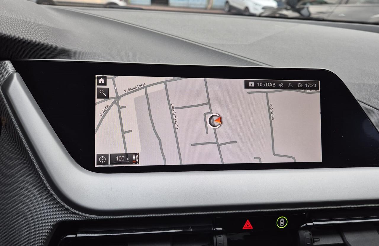 Bmw 116 116d 5p. Advantage