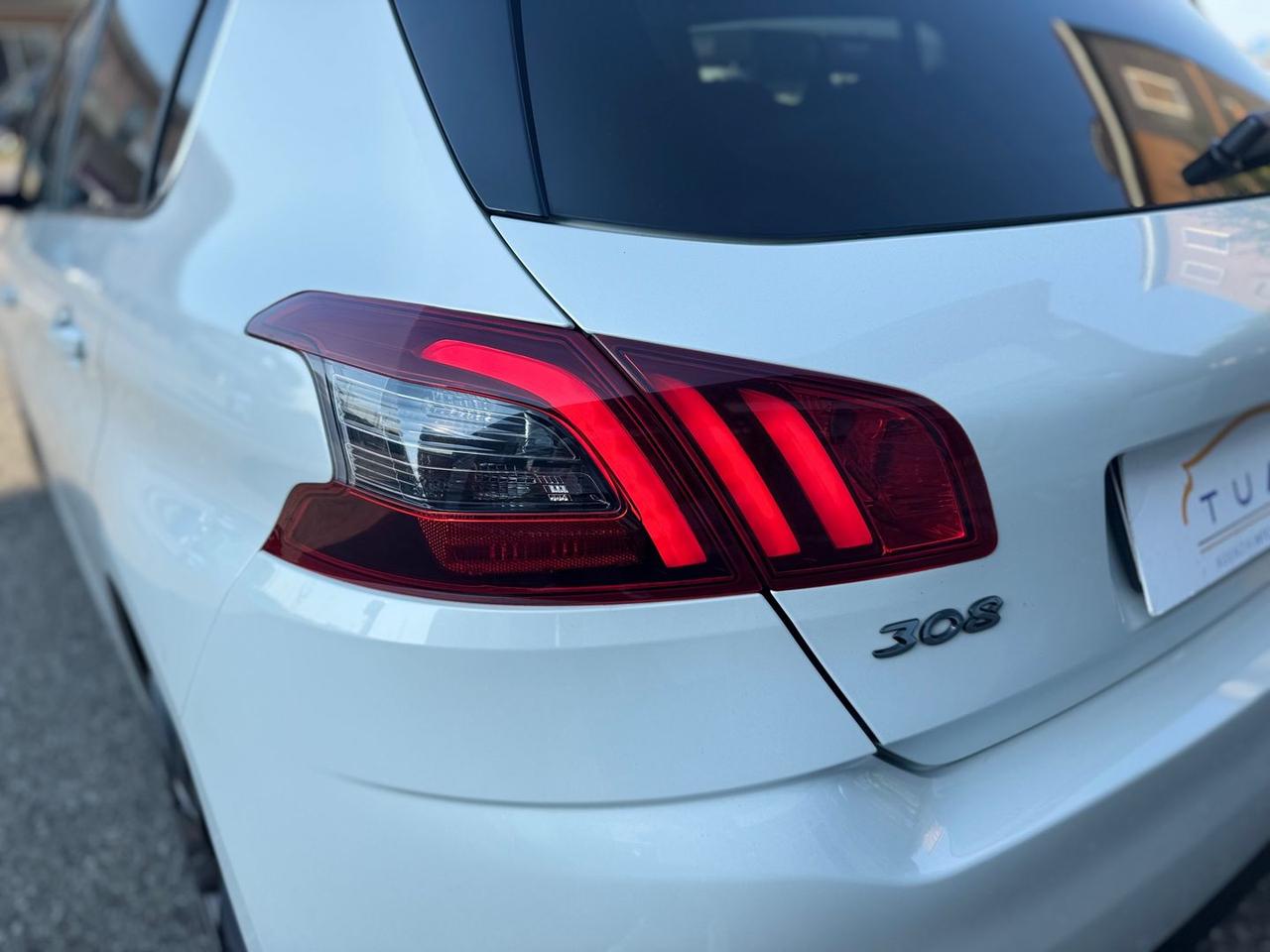 Peugeot 308 Allure 1.5 Blue HDI 130 #6529