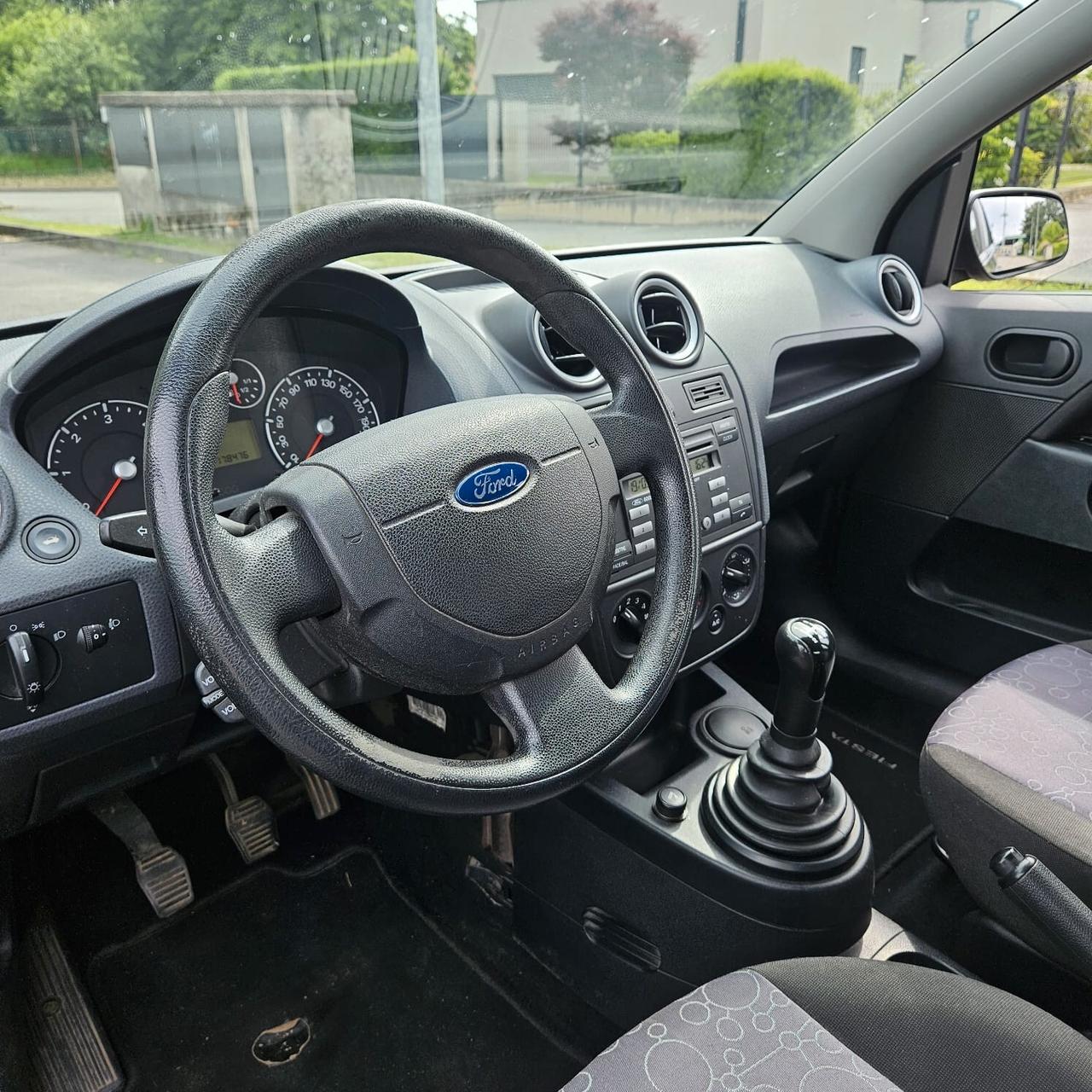 Ford Fiesta 1.4 TDCi 5p NEOPATENTATI
