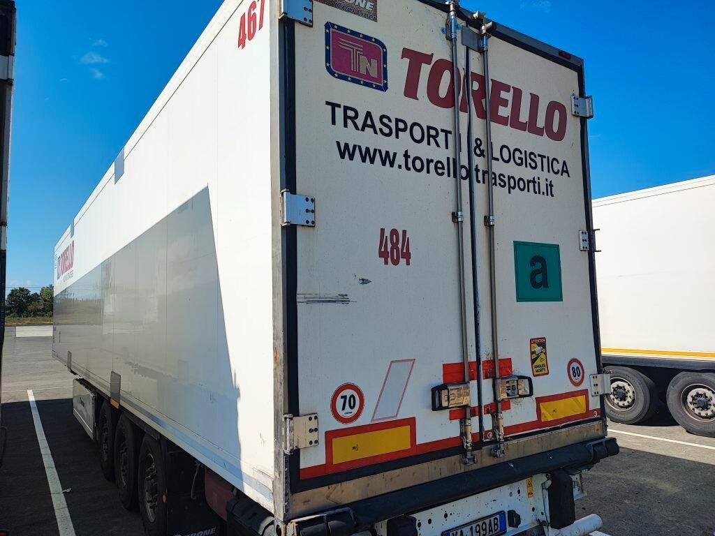 Semirimorchio frigo Krone Intermodale