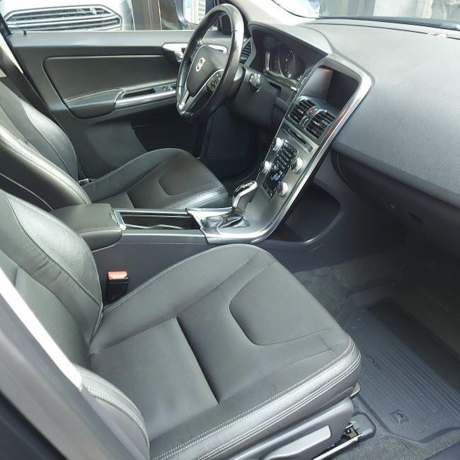 Volvo XC 60 XC60 D4 AWD Geartronic Kinetic