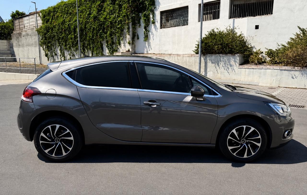 CITROEN DS4 BlueHDi 120CV S&S Sport Chic FULL