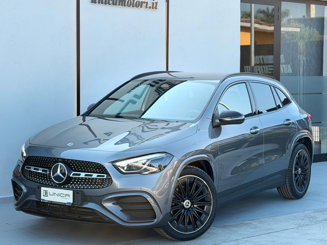 Mercedes-benz GLA 200 d 2.0 150 CV KM0 AMG Premium Plus IVA ESPOSTA