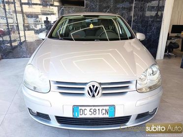 VOLKSWAGEN Golf 1.6 16V FSI 5p. Sportline