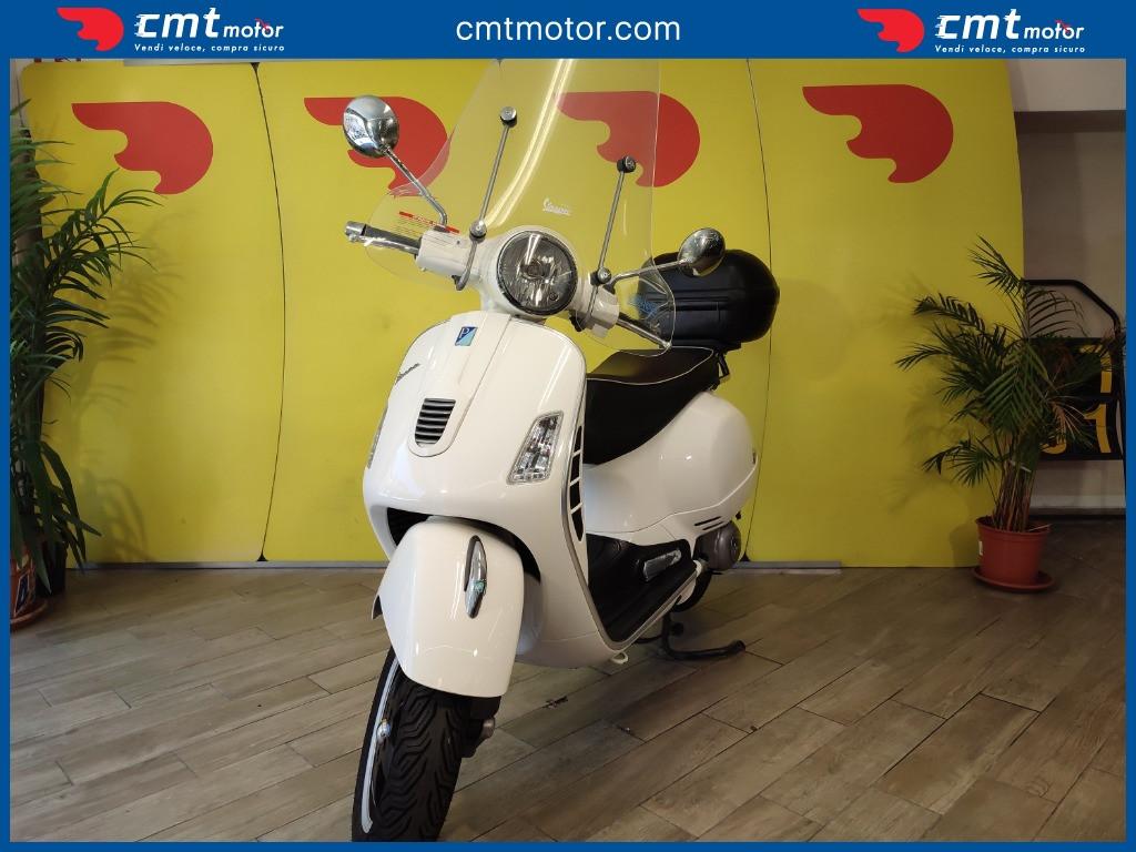 Vespa GTS 300 - 2011