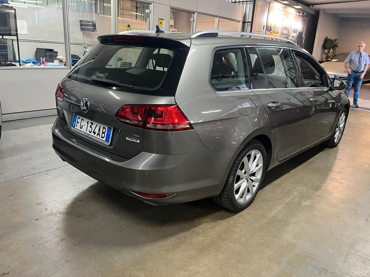 Volkswagen Golf Variant 1.6 Tdi Highline EURO 6