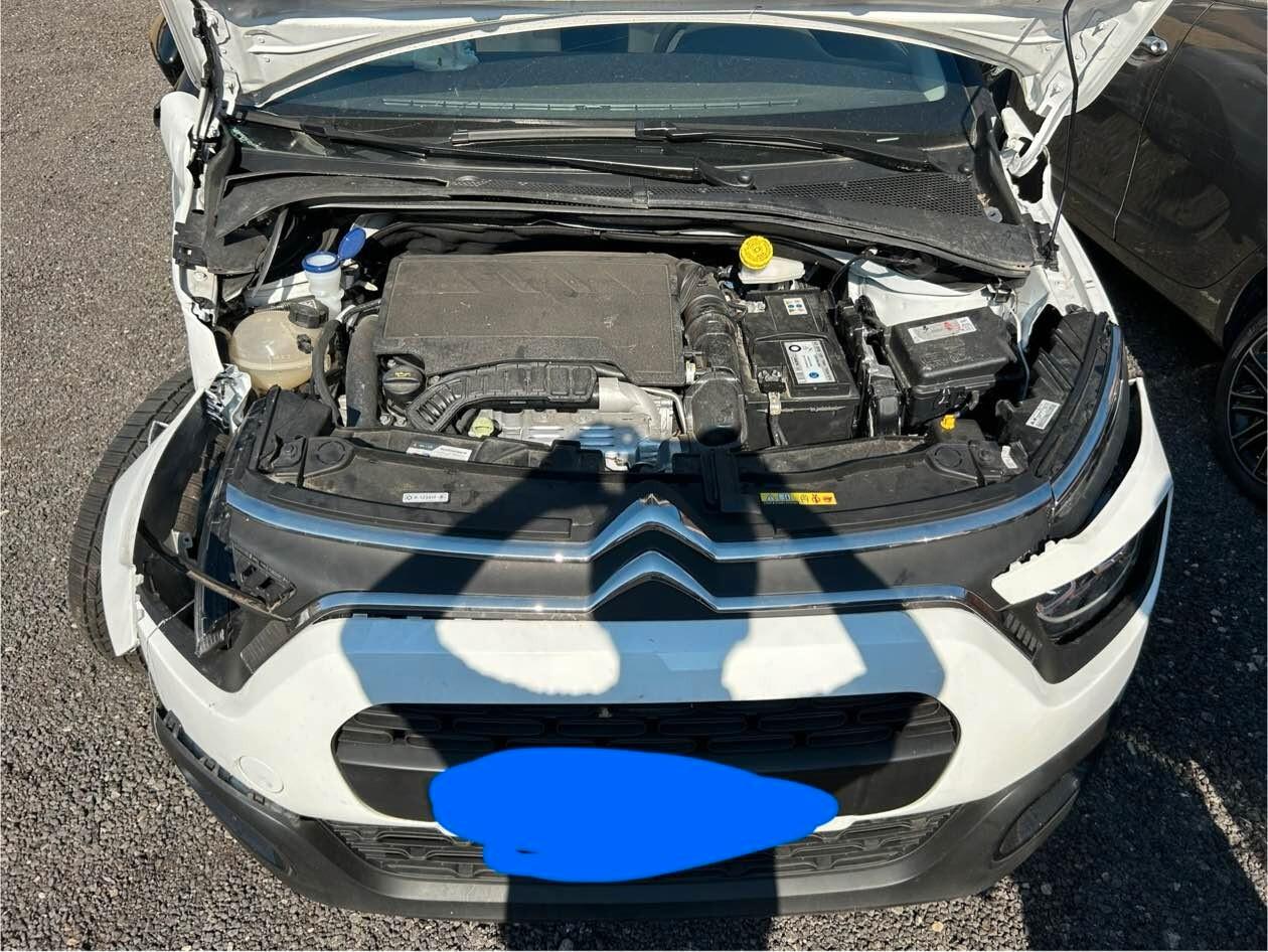 Citroen C3 PureTech 100 S&S Max sinistrata incidentata