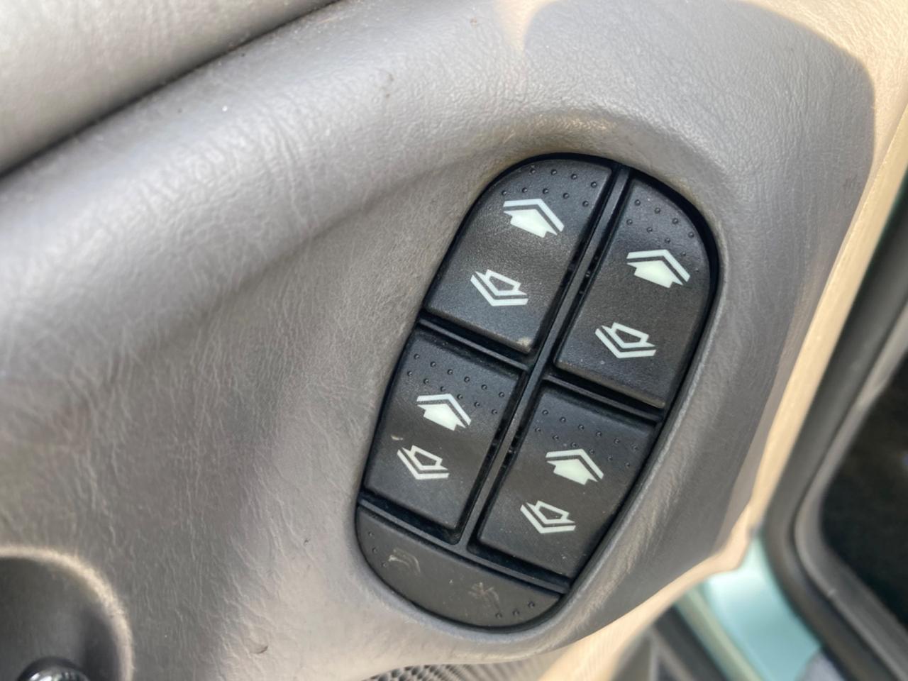 FORD FOCUS 5 PORTE (KM 132.305) DA VETRINA