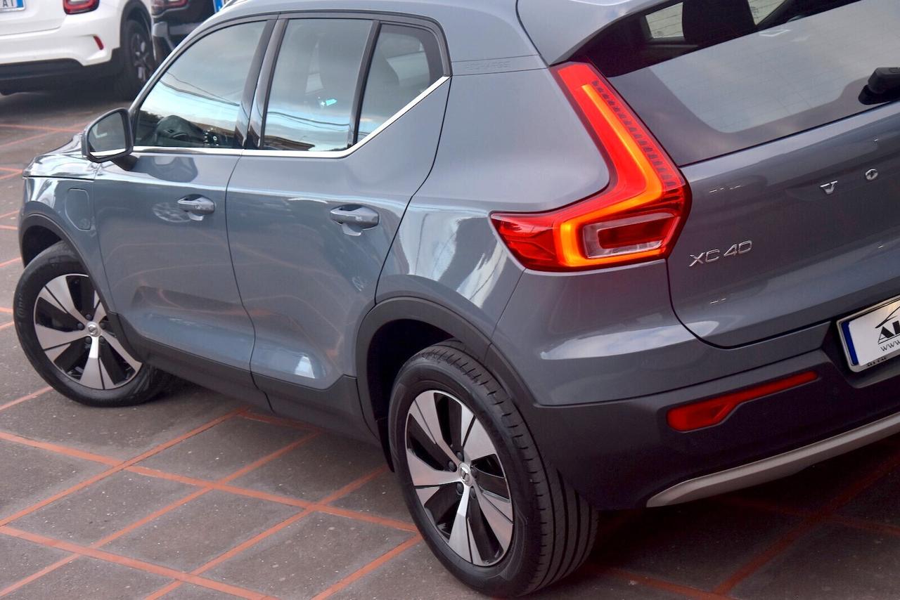 Volvo XC40 T4 Recharge Plug-in Inscription Expression