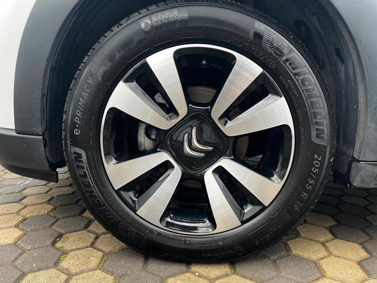 Citroen C3 PureTech 83 S&S C-Series