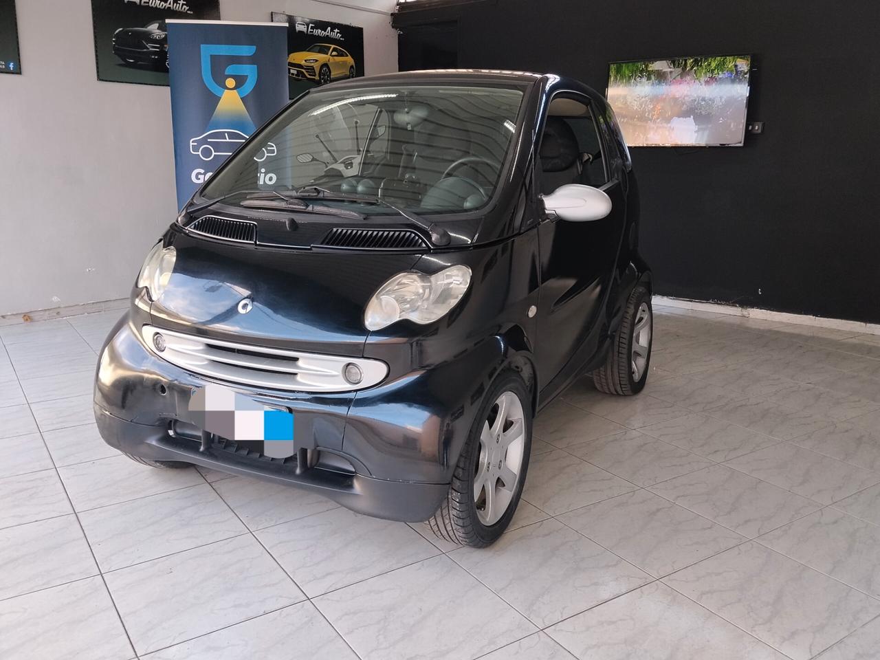 Smart ForTwo 700 automatica CON GARANZIA