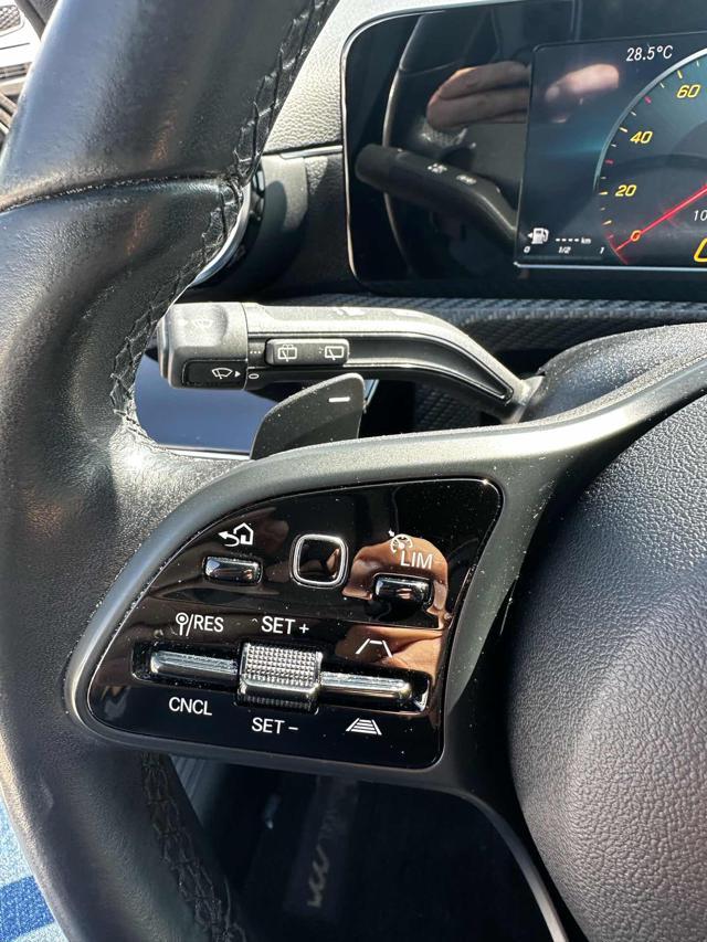 MERCEDES-BENZ A 200 Automatic Sport