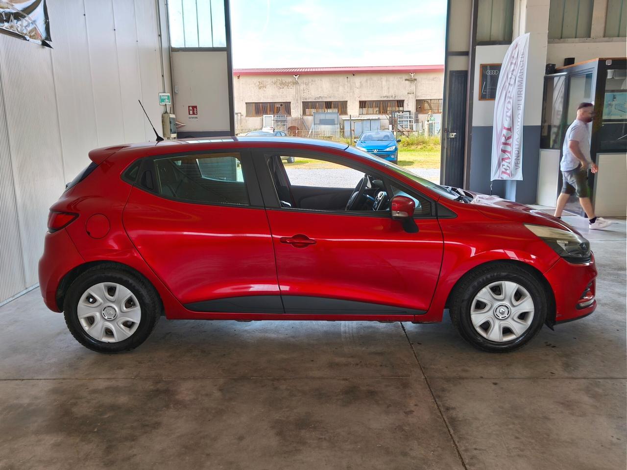 Renault Clio 1.2 75CV 5 porte Intens