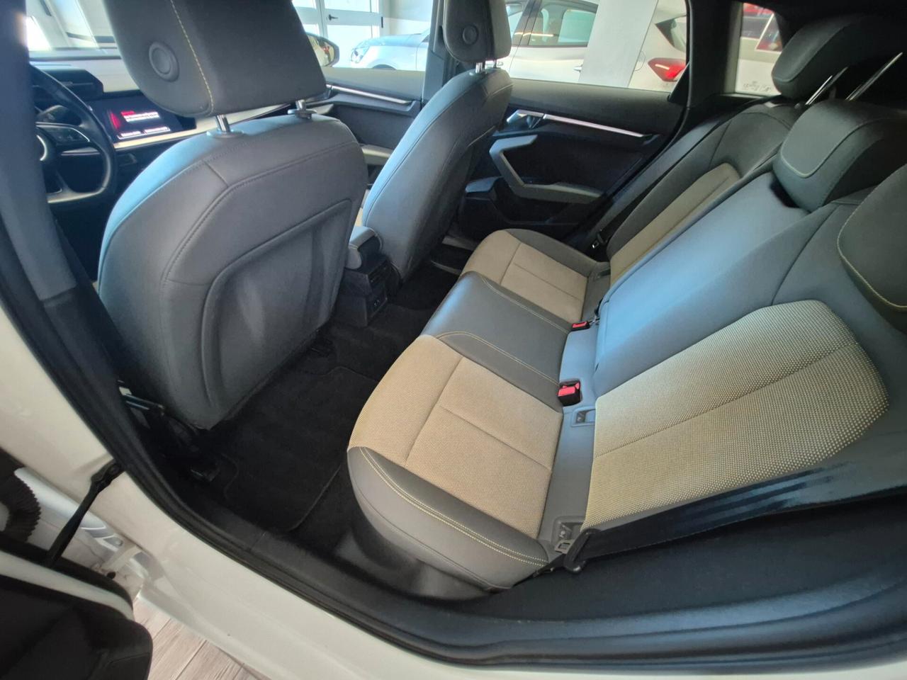 Audi A3 SPB 35 TDI S tronic Business Advanced