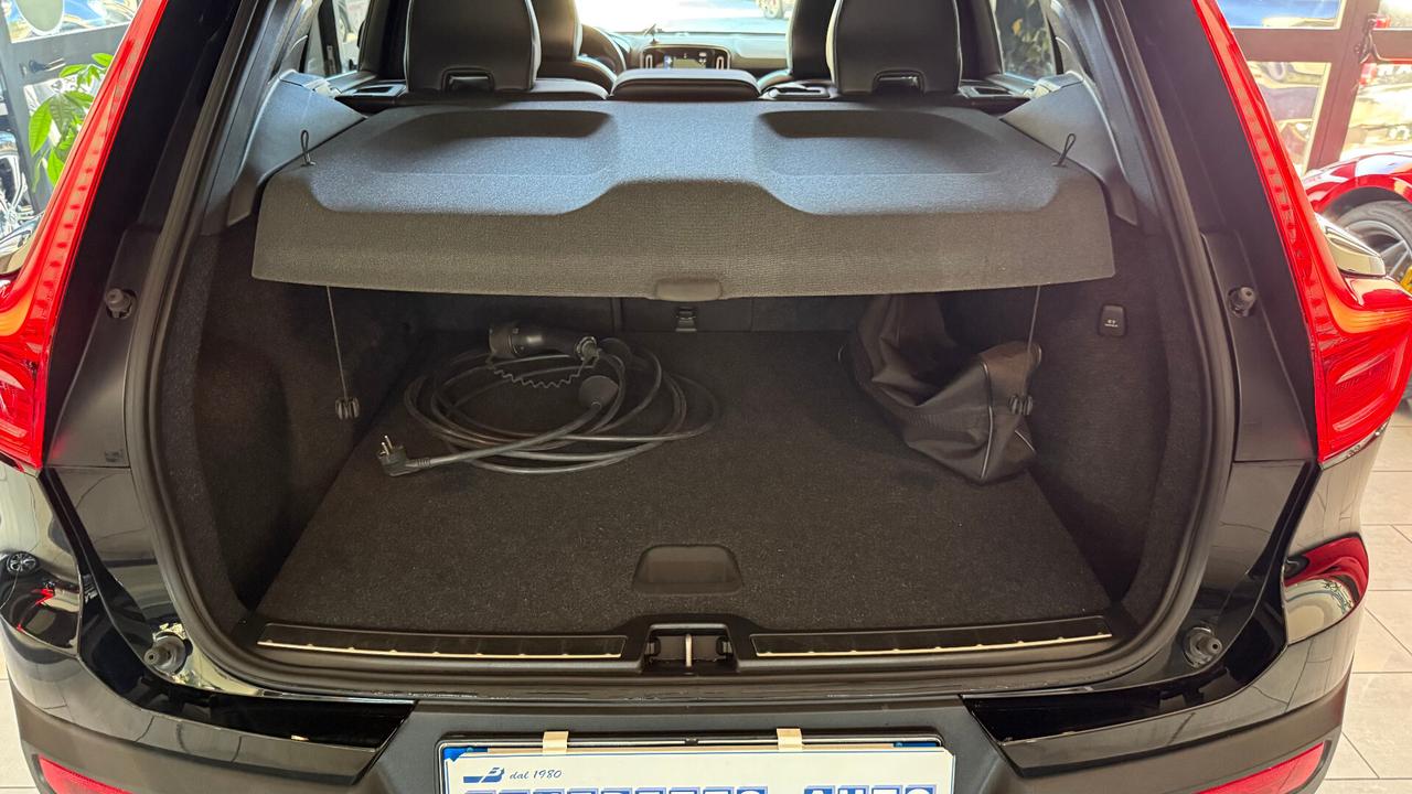 Volvo XC40 T5 Recharge Plug-in Hybrid TETTO APRIBILE