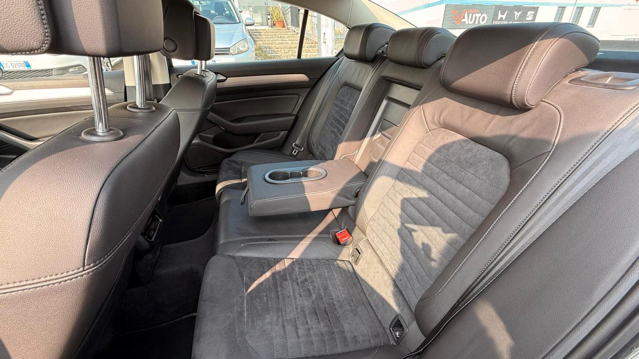 Volkswagen Passat 2.0 tdi scr dsg