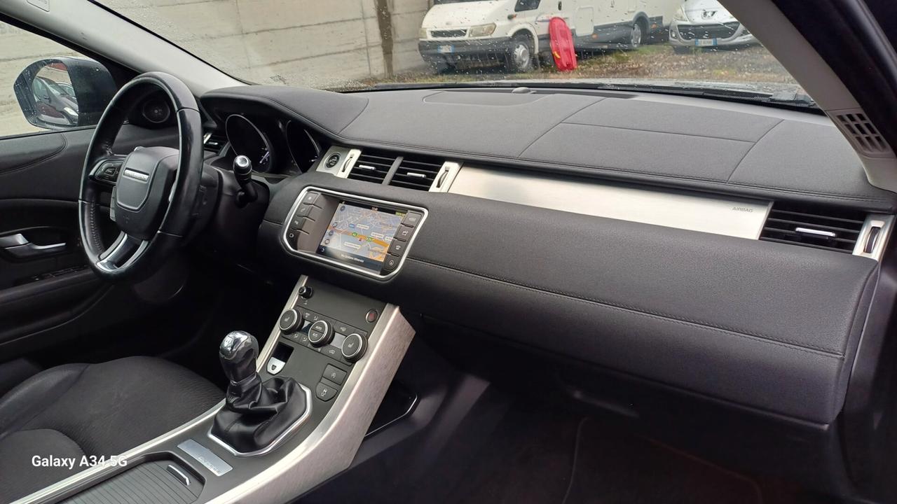 Land Rover Range Evoque 2.0 eD4 5p. Urban Attitude Edition