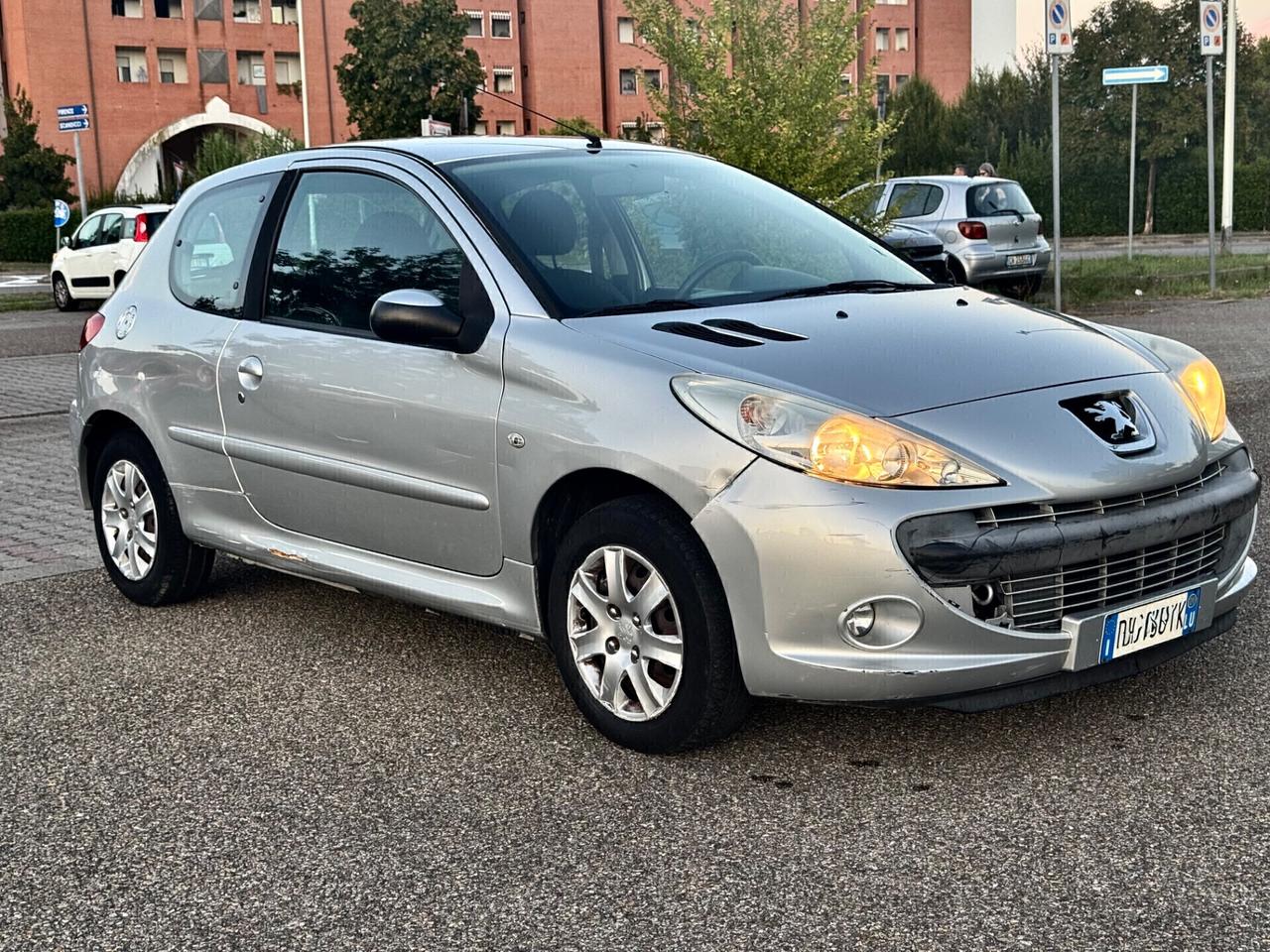 Peugeot 206 Plus 1.1 benzina 60CV 3 porte 90.000km 2009