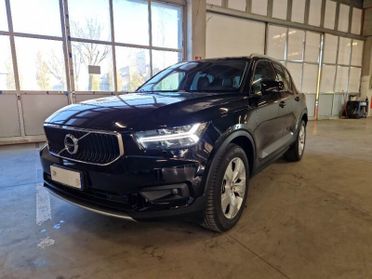 Volvo XC40 D4 AWD Geartronic Momentum