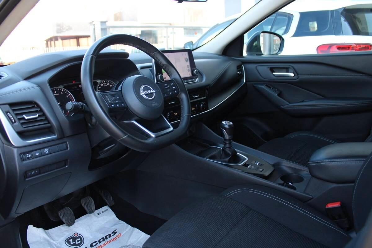 Nissan Qashqai 1.3 mhev Business 2wd 140cv con CarPlay