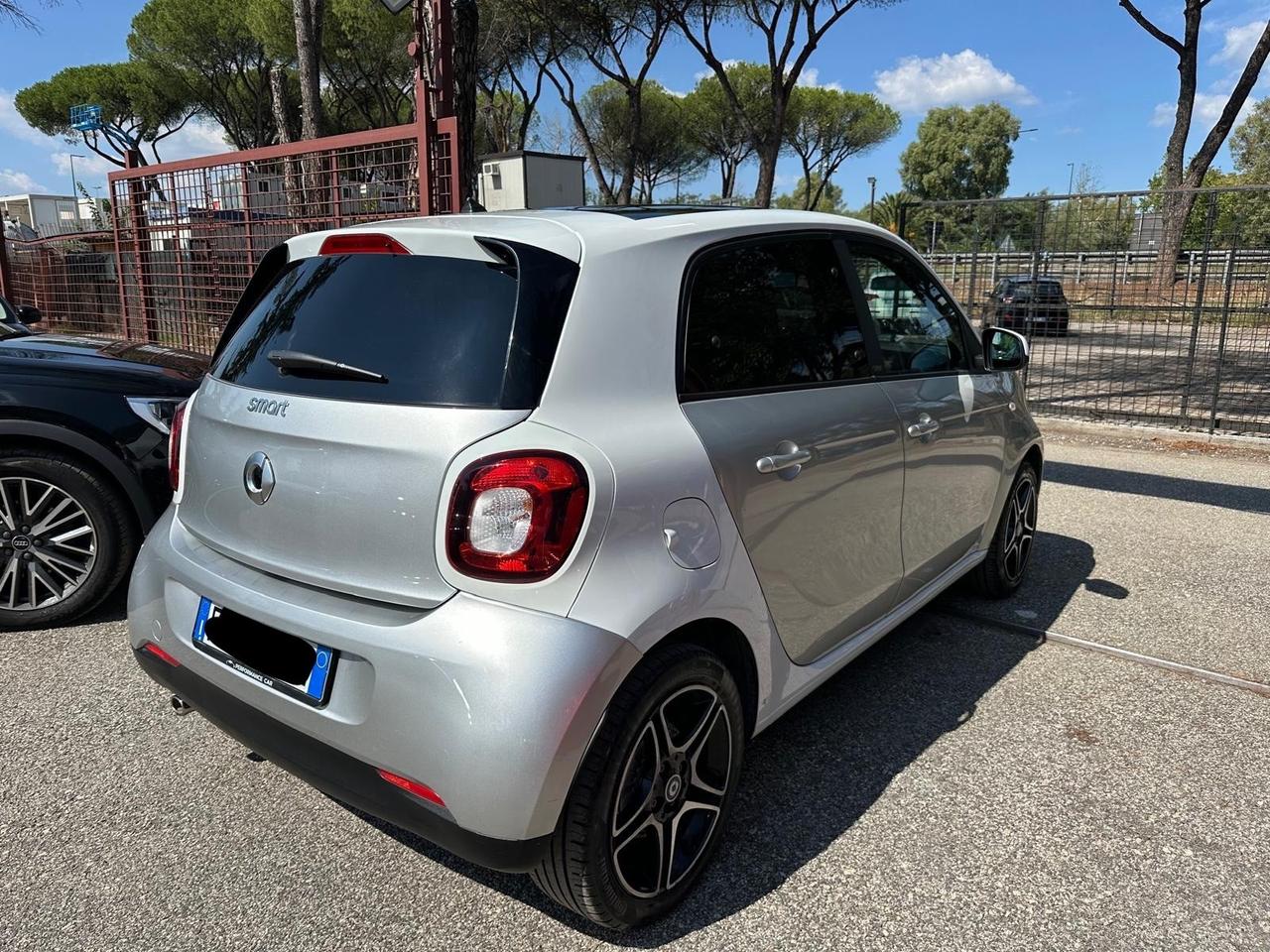 Smart ForFour 70 1.0 twinamic Superpassion *promo* uffic.smart