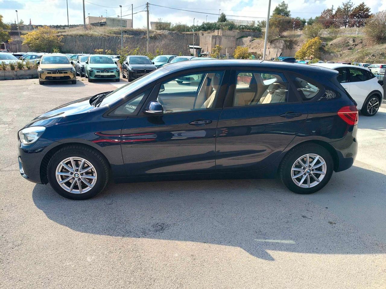 Bmw 2er Active Tourer 218d Luxury