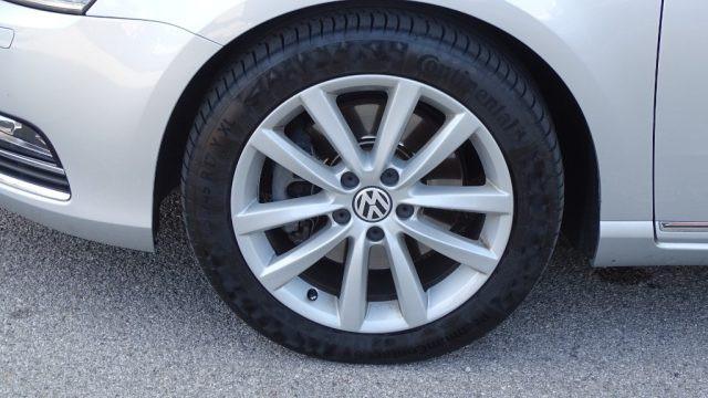 VOLKSWAGEN Passat Var. 2.0 TDI 140 cv, DSG High. BM.Tech., Garanzia.