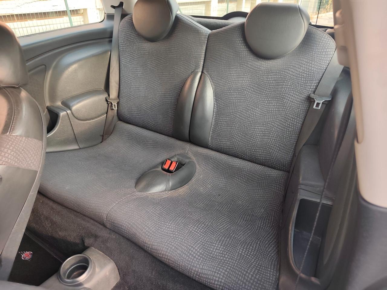 Mini 1.6 16V Cooper 116 CV euro 4 neopatentati