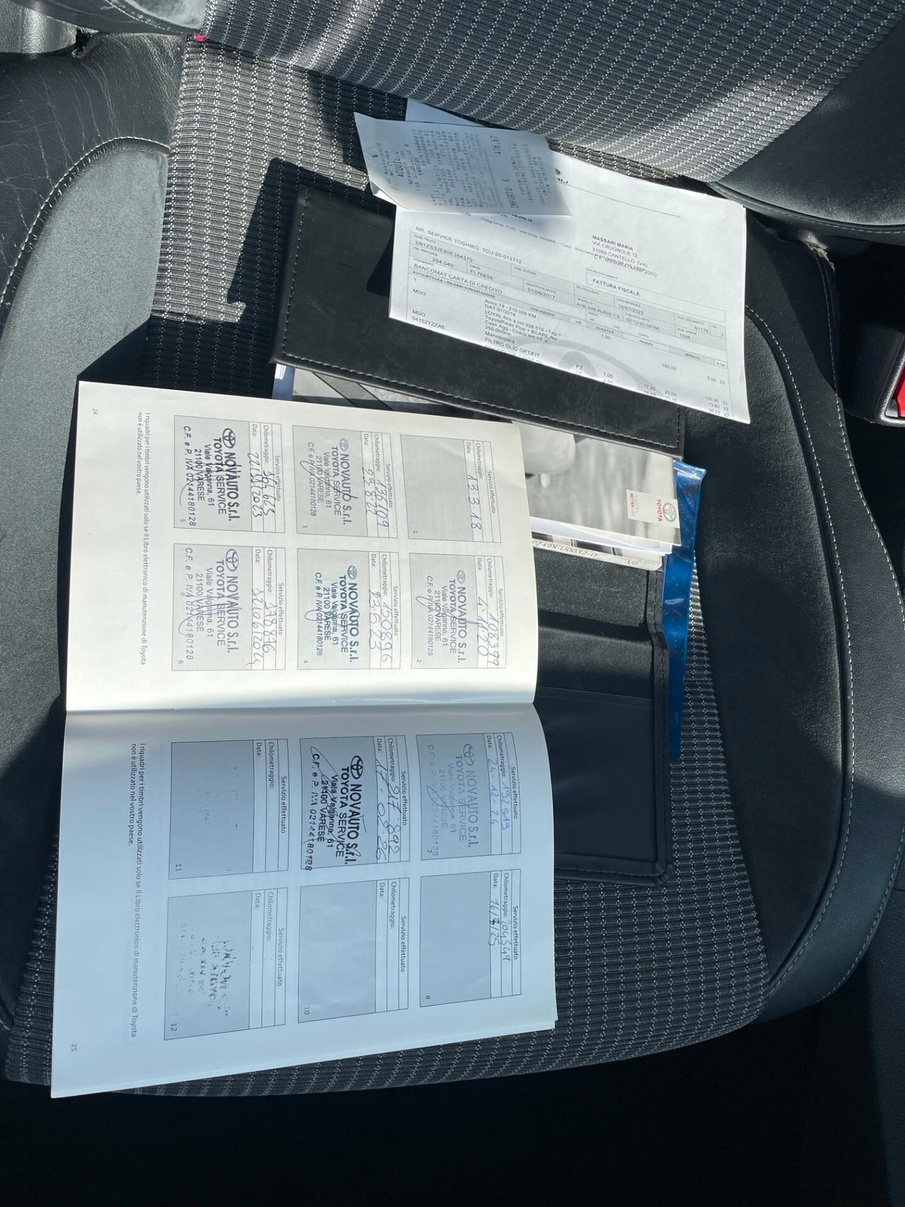 Toyota Auris Touring Sports 1.8 Hybrid Lounge