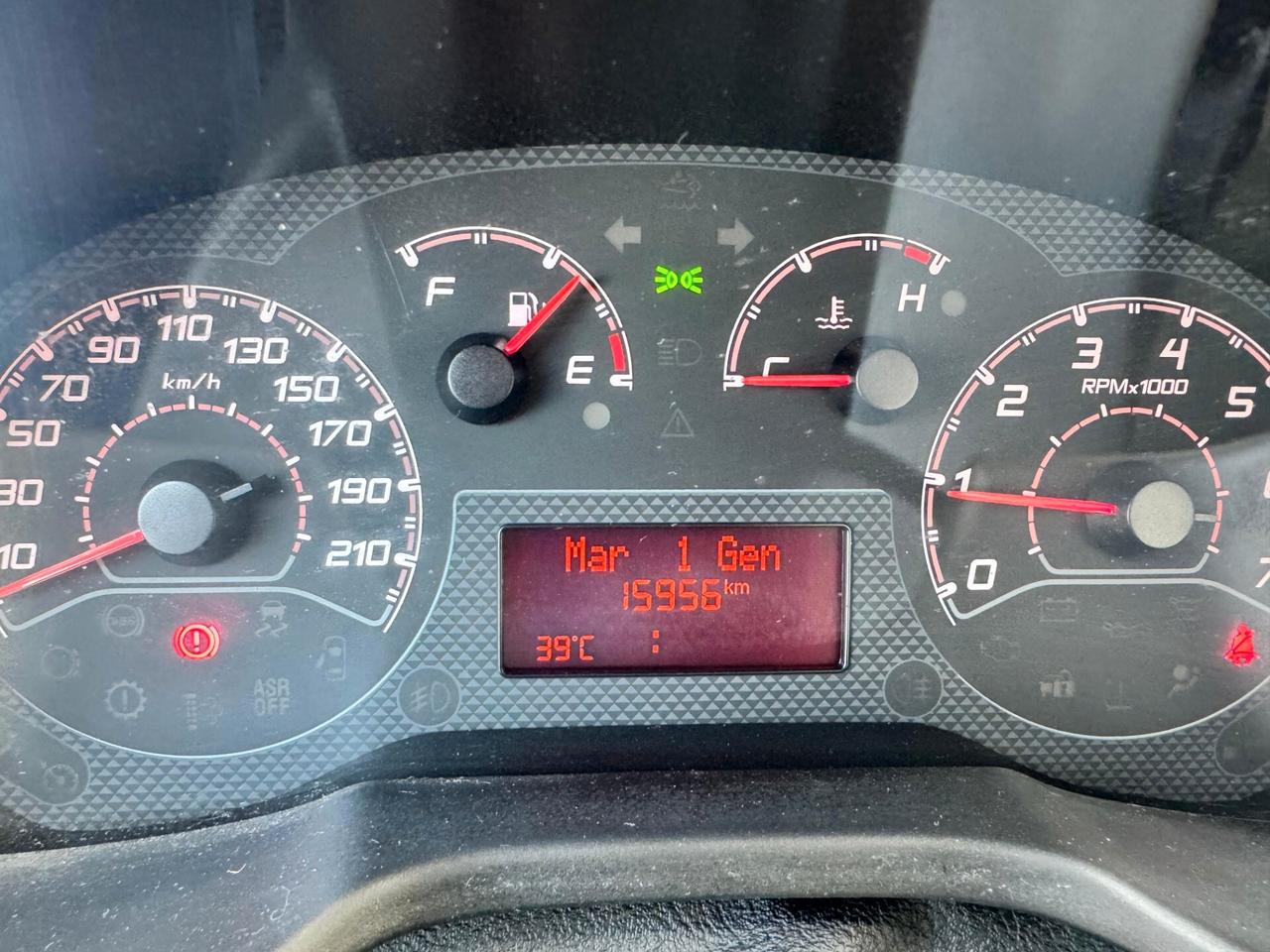 Fiat Fiorino 1.3 Multijet 80 CV Euro 6d autocarro 4 posti