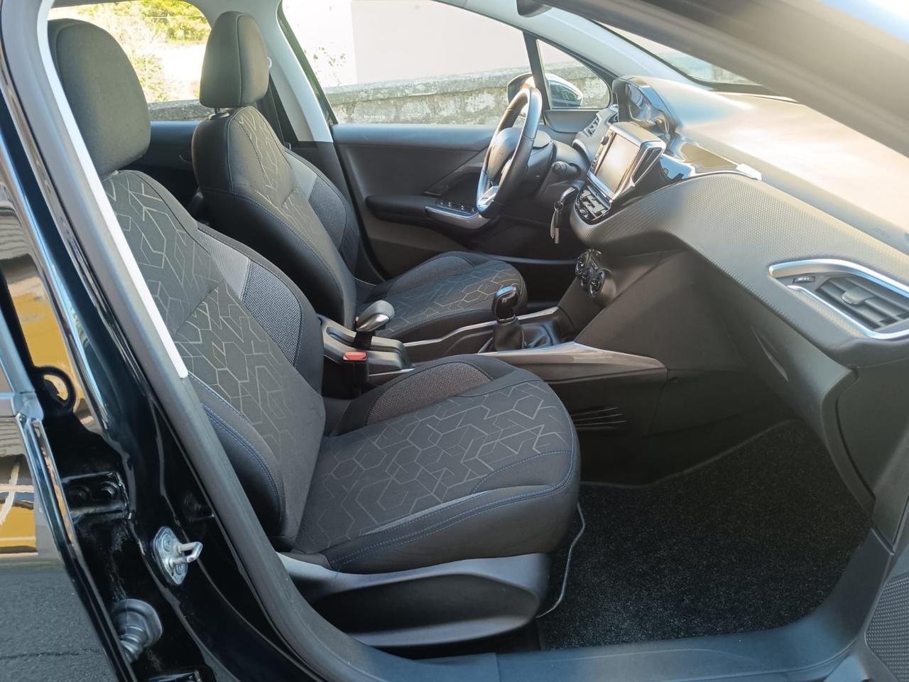 Peugeot 2008 BlueHDi 100 S&S Style