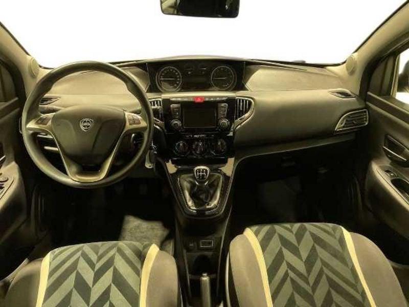 Lancia Ypsilon III 2015 1.2 Gold ecochic Gpl 69cv my16