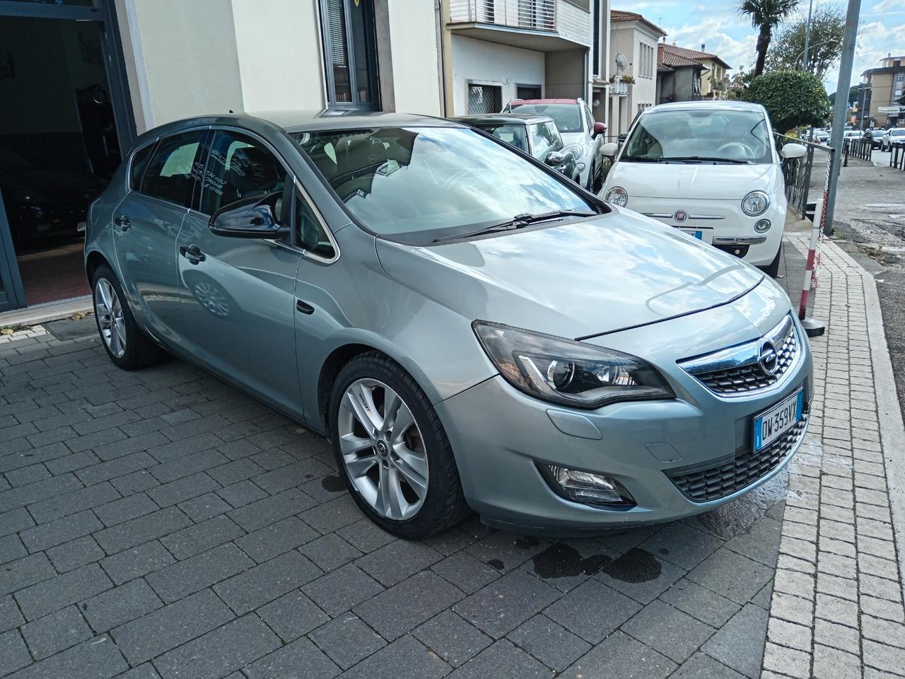 Opel Astra 1.7 CDTI 125CV 5 porte Cosmo