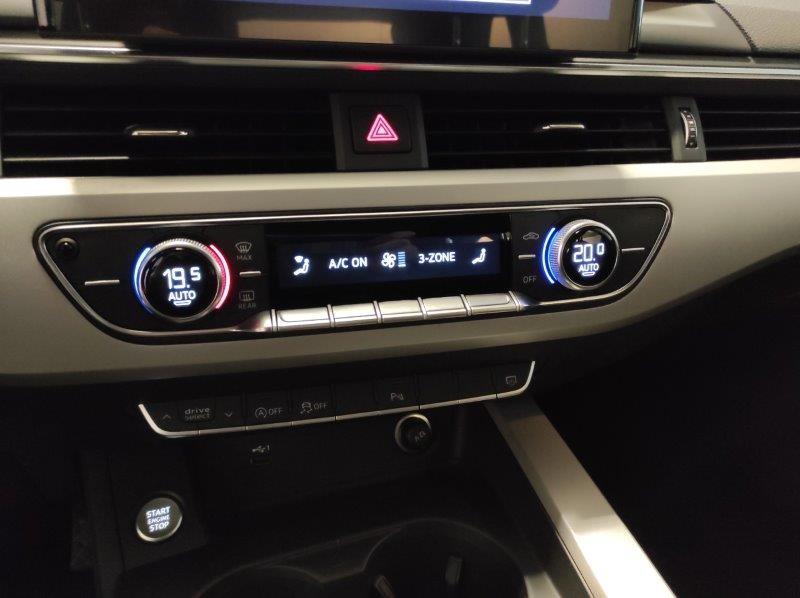 AUDI A4 5ª serie - A4 Avant 40 TFSI quattro S tronic Business Advanced