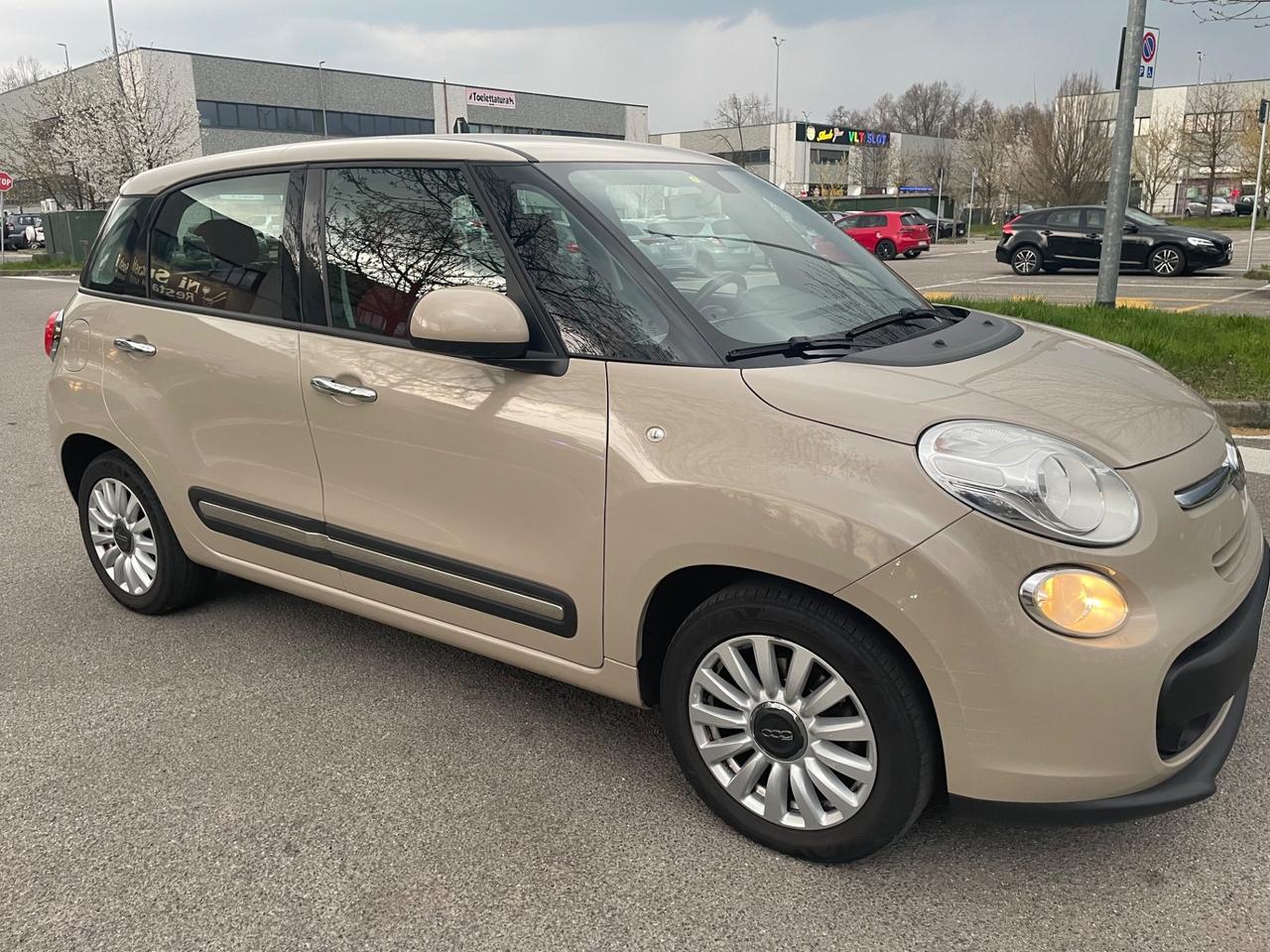 Fiat 500L 1.4 95 CV Lounge*Neopatentati*Solo 69000km*