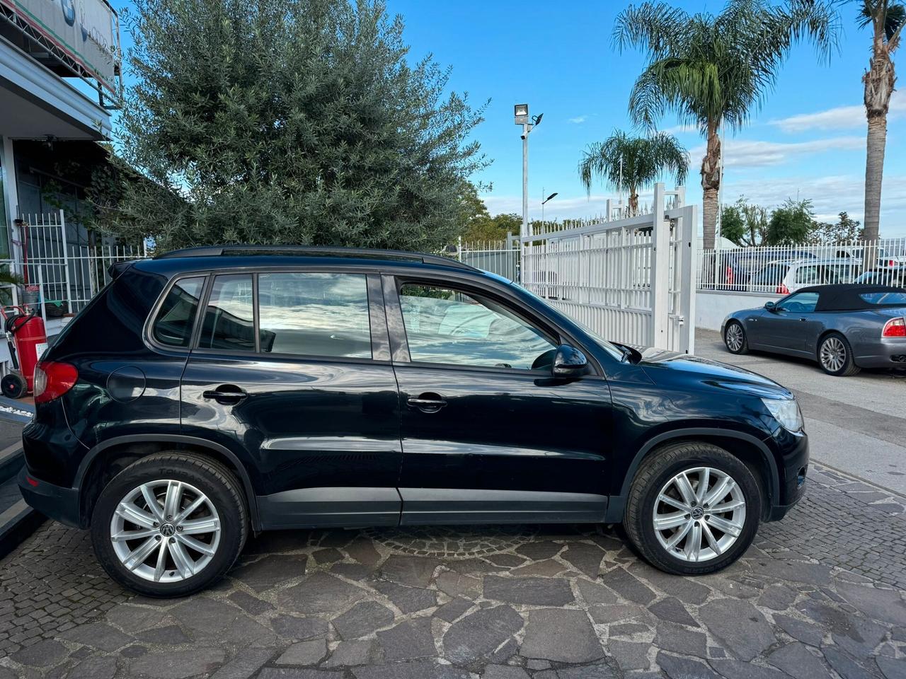 Volkswagen Tiguan 2.0 16V TDI DPF Sport & Style (18°)