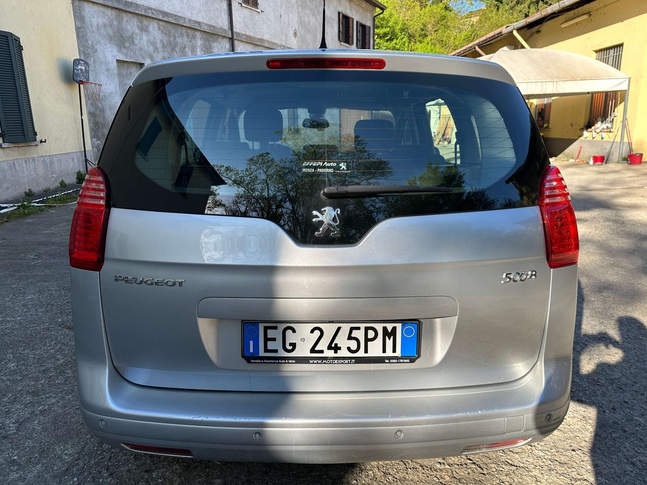 Peugeot 5008 1.6 HDi 112CV Féline