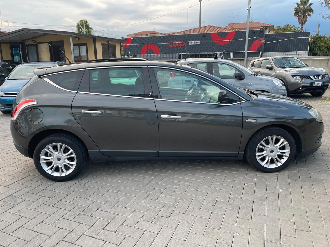 Lancia Delta 1.6 MJT DPF Platino