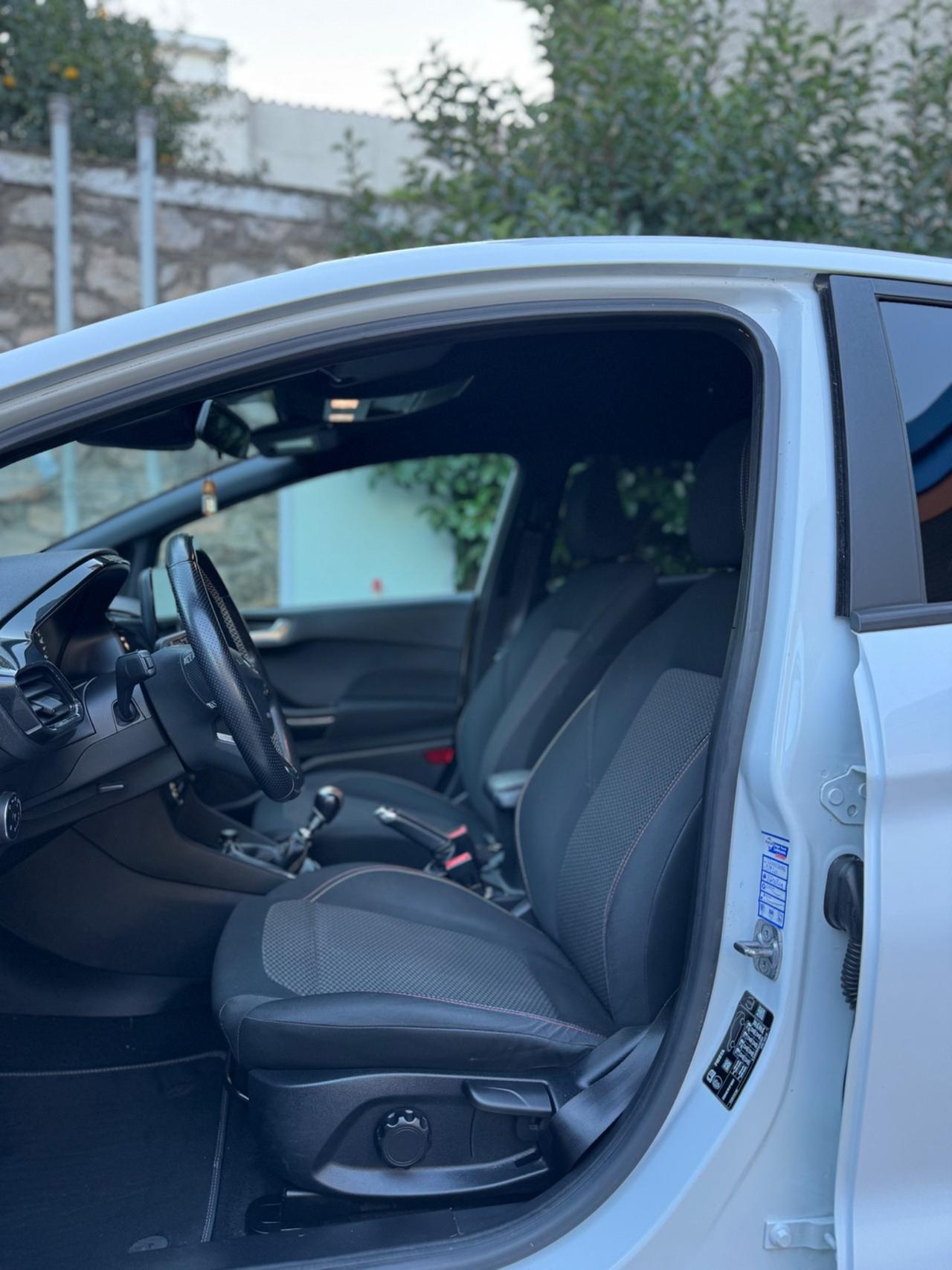 Ford Fiesta 1.5 TDCi ST-Line 5 Porte