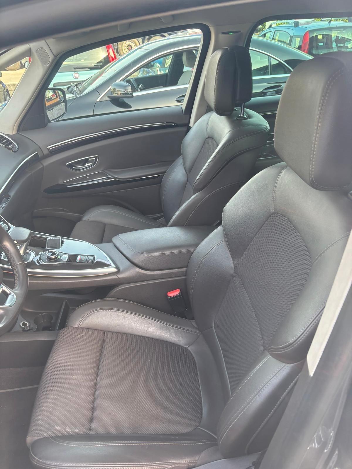 Renault Espace dCi 160CV EDC Energy Initiale Paris 4Control