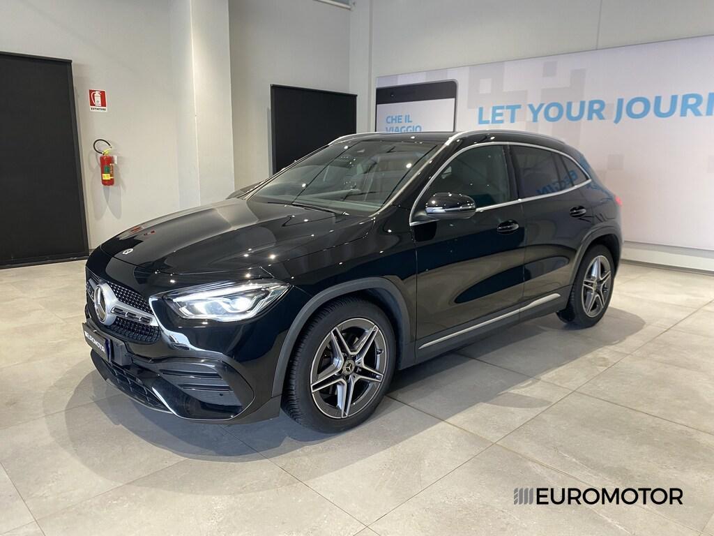 Mercedes GLA 180 180 D Premium 8G-DCT