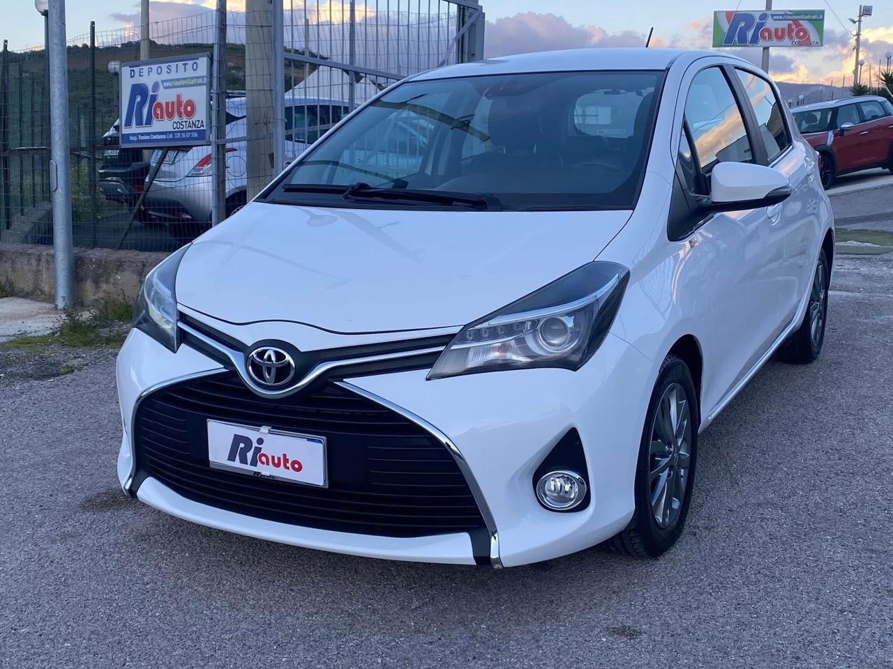 Toyota Yaris 1.4 D-4D 5 porte Lounge