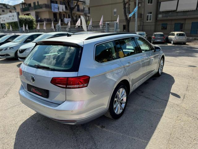 VOLKSWAGEN Passat Variant 2.0 TDI DSG Executive BlueMotion Tech.